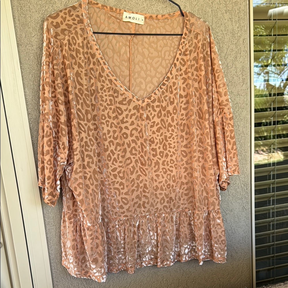Amoli Women's Leopard Print Blouse - Tan